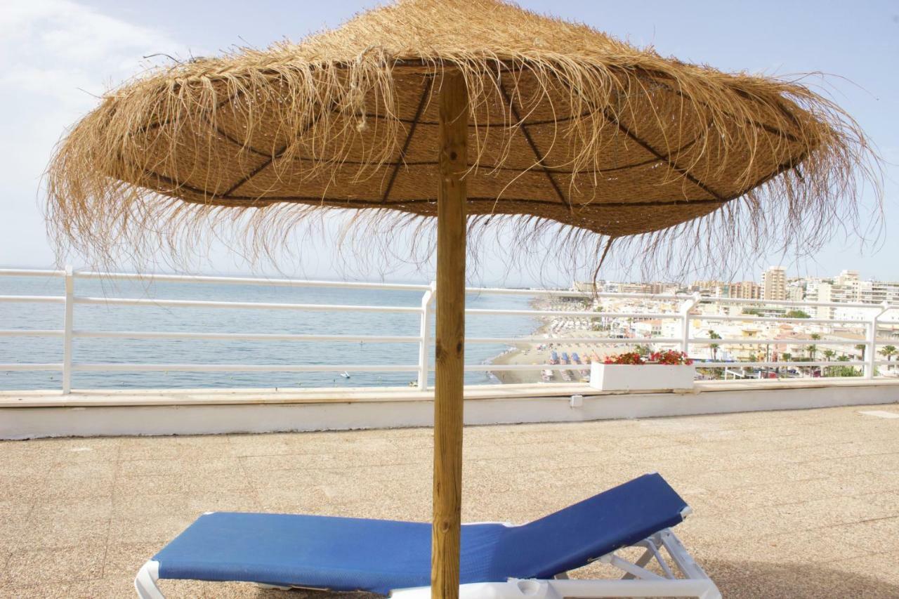 Sea Front Studio With Spacious Balcony Santa Clara Torremolinos Luaran gambar